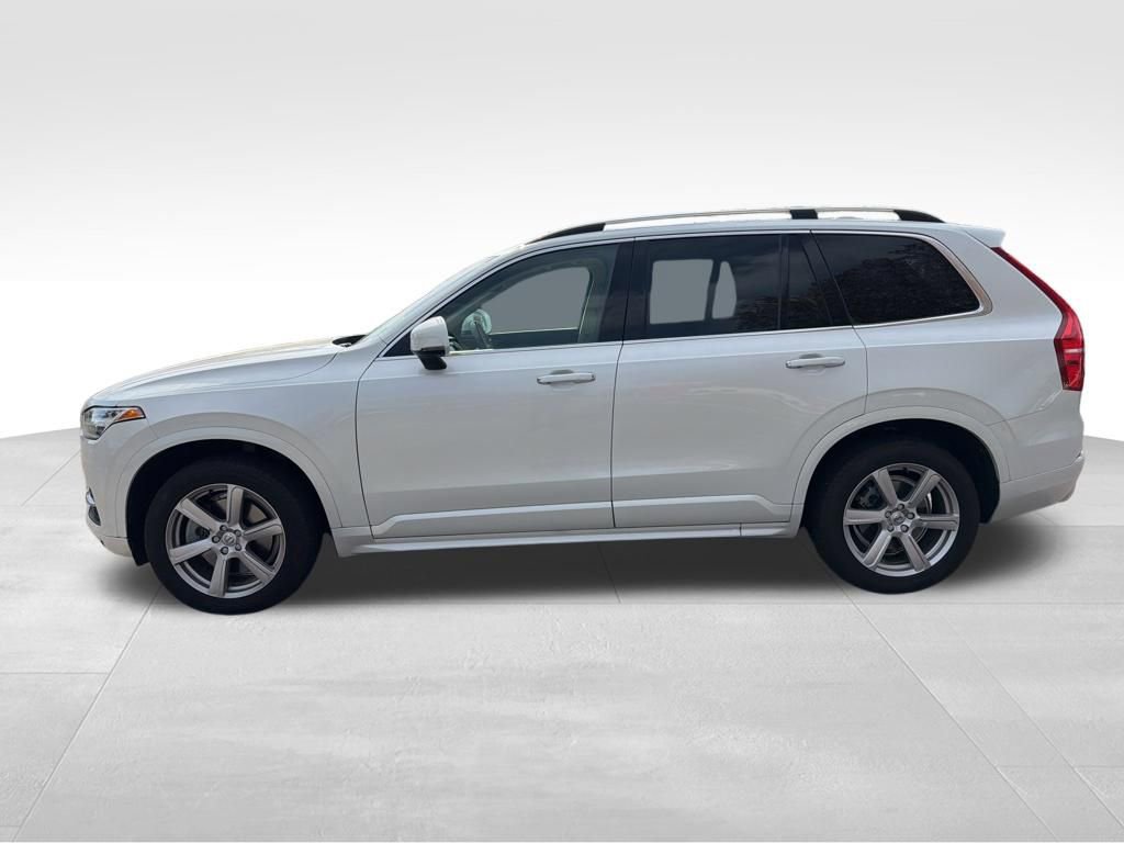 Used 2019 Volvo XC90 T6 Momentum image 2