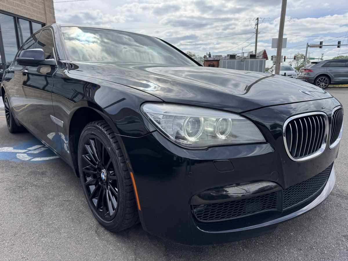 Used 2015 BMW 740Li RWD image 3