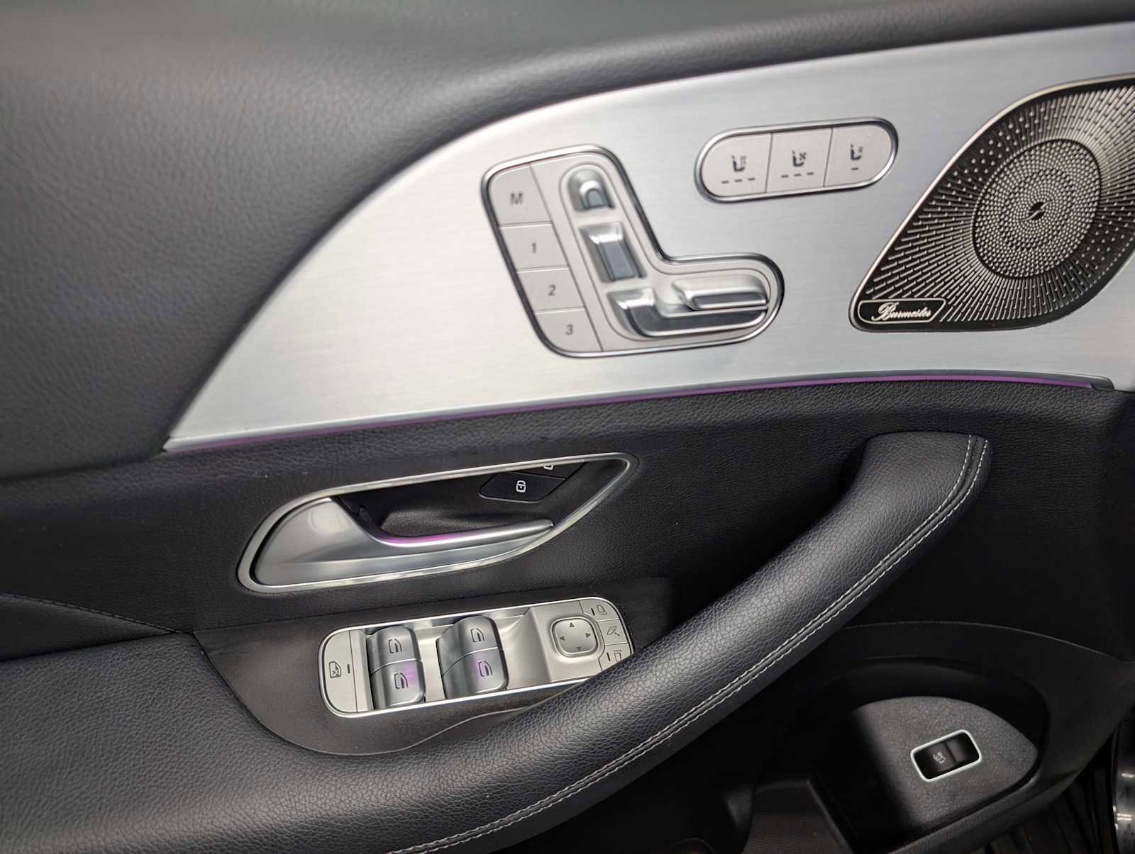 Certified 2024 Mercedes-Benz GLS 450 4MATIC image 39