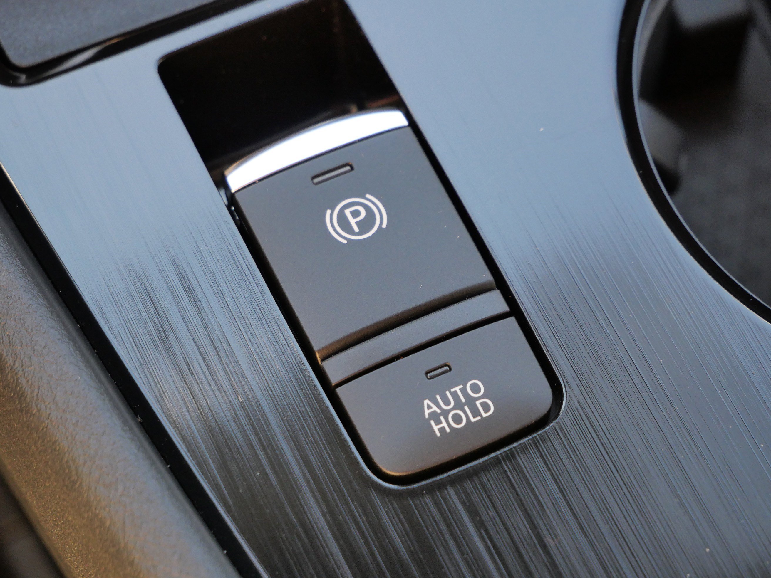 Used 2025 Nissan Rogue SV image 27