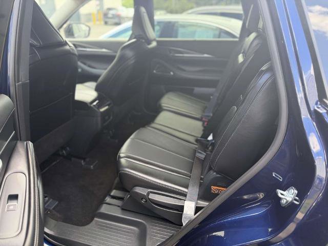 Certified 2025 INFINITI QX60 Luxe w/ Cargo Package AWD/4WD image 15
