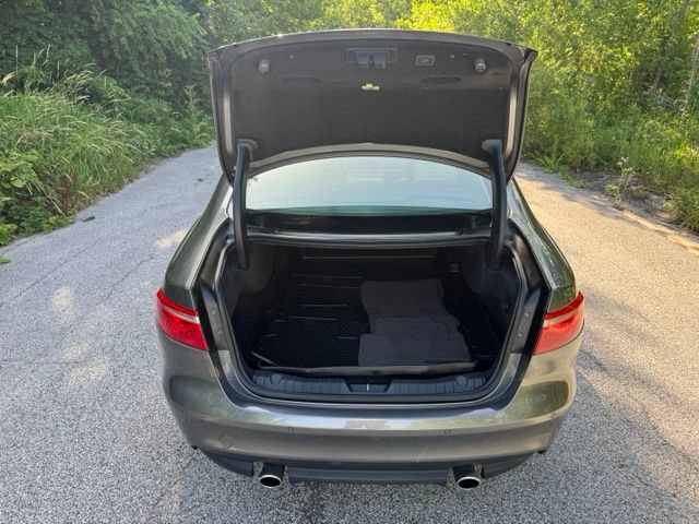 Used 2018 Jaguar XF Prestige AWD/4WD image 14