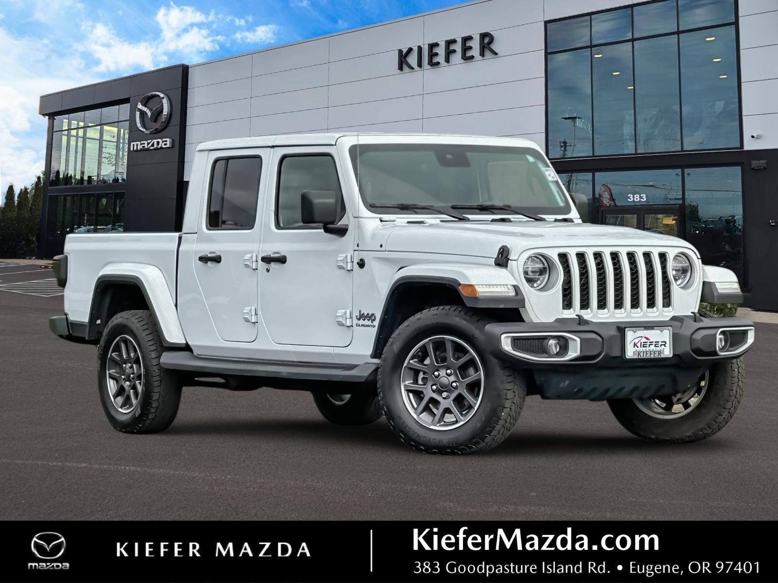 Used 2021 Jeep Gladiator Overland w/ Uconnect 4C Nav & Sound Group AWD/4WD image 1