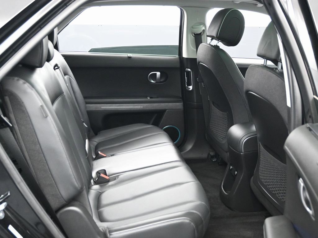 Used 2024 Hyundai Ioniq 5 Limited image 36