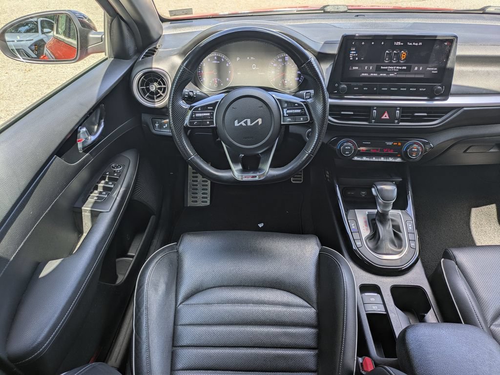 Used 2022 Kia Forte GT-Line w/ GT-Line Premium Package FWD image 15