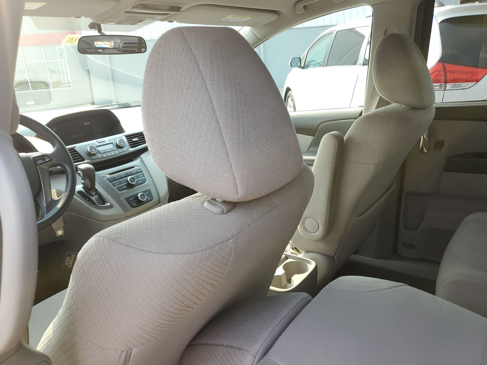 Used 2015 Honda Odyssey LX image 14