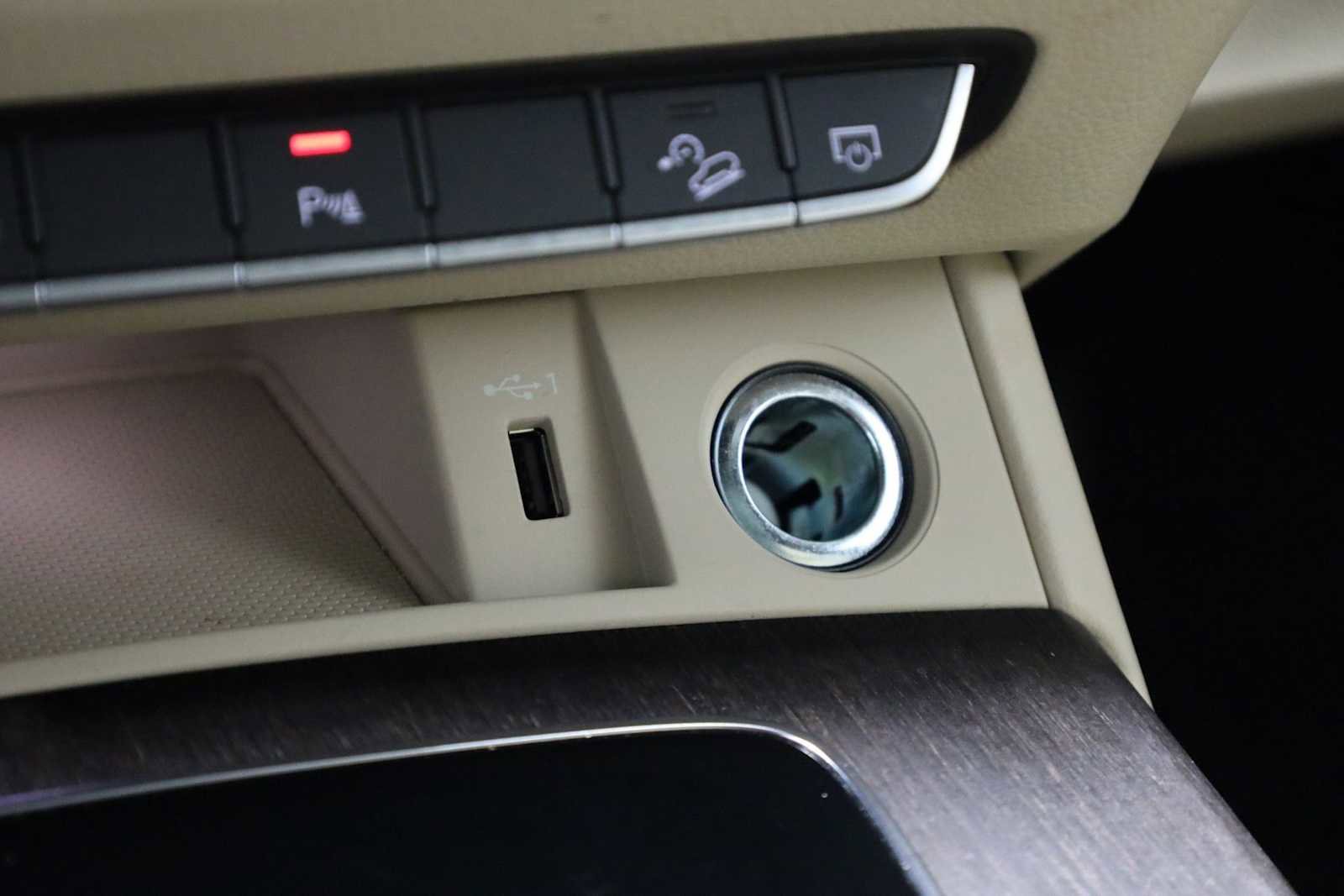 Used 2023 Audi Q5 2.0T Premium Plus w/ Premium Plus Package image 33