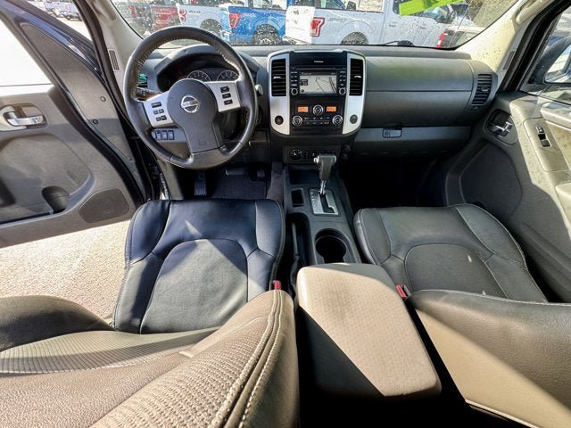 Used 2016 Nissan Frontier PRO-4X AWD/4WD image 10