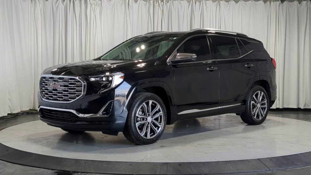 Used 2019 GMC Terrain Denali w/ Comfort Package AWD/4WD image 5