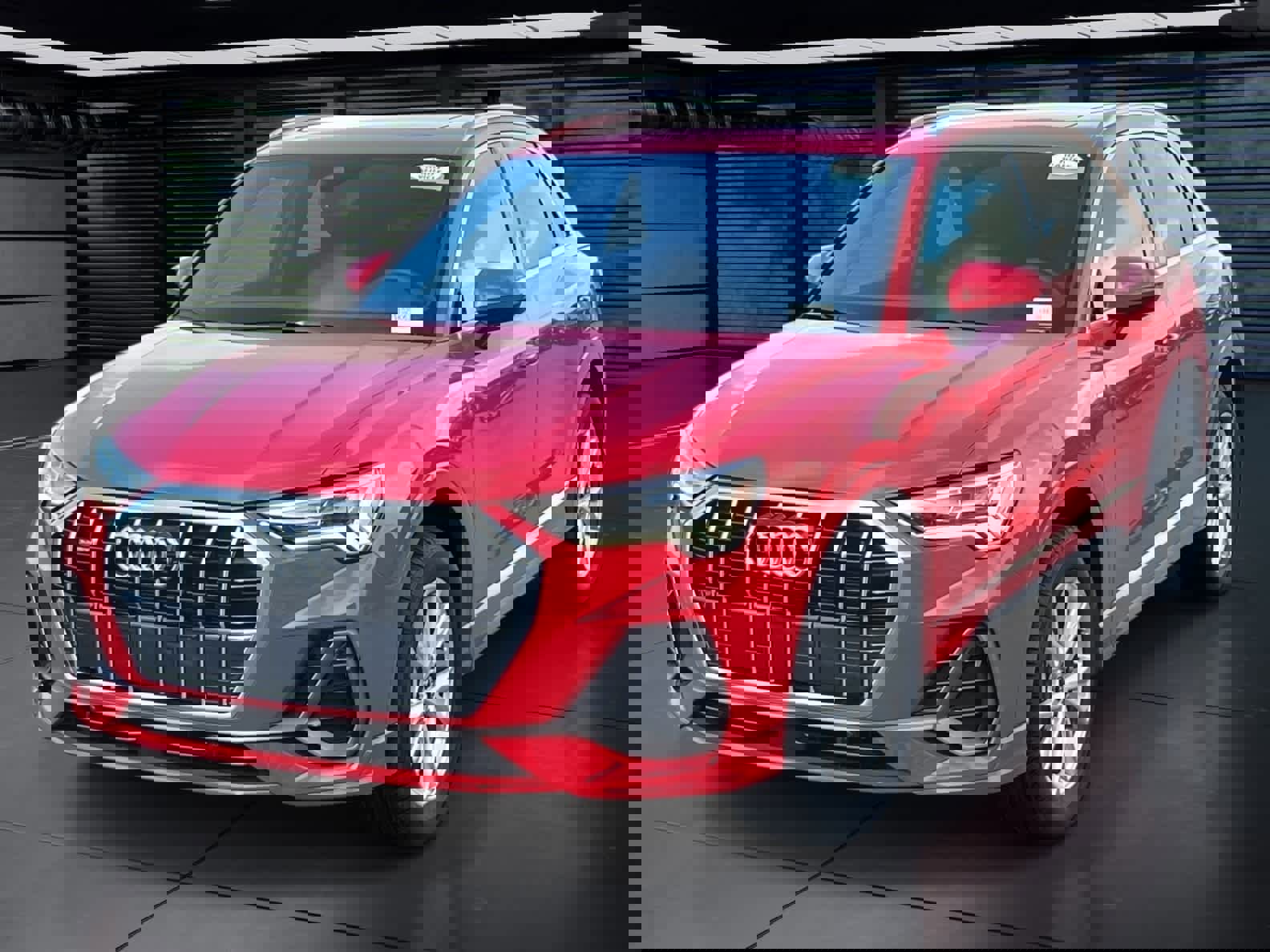 New 2025 Audi Q3 2.0T Premium