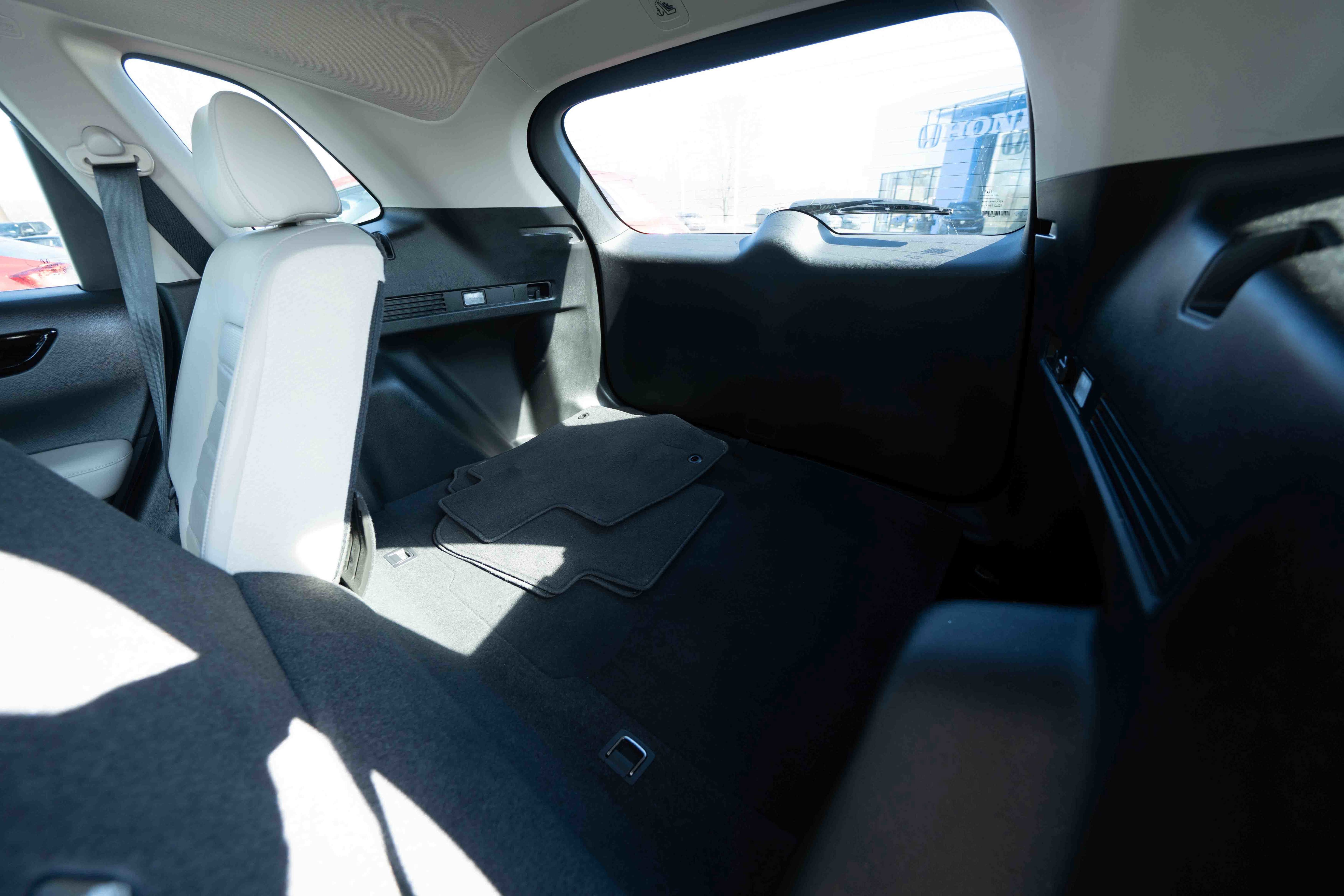 Used 2023 Honda CR-V EX-L image 24