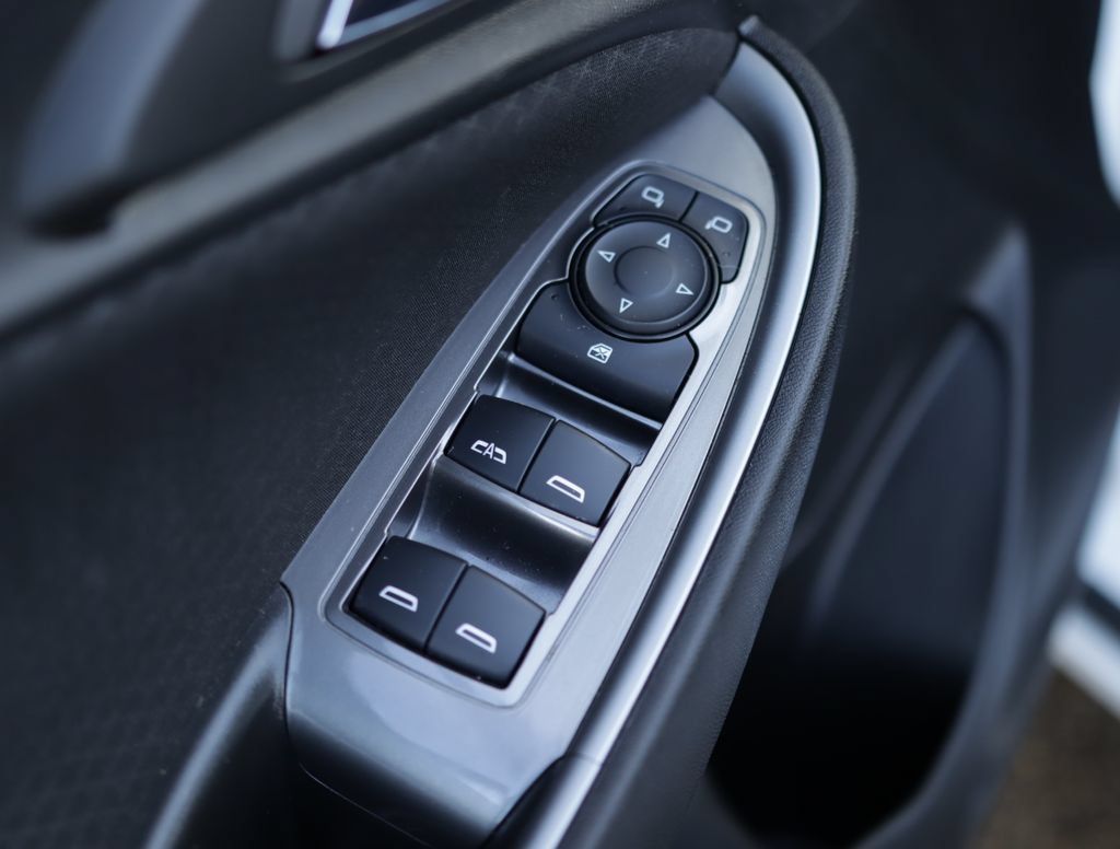 Used 2023 Chevrolet Malibu LT FWD image 23