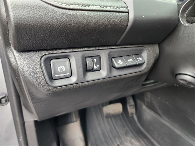 Used 2021 GMC Acadia Denali w/ Denali Technology Package image 21