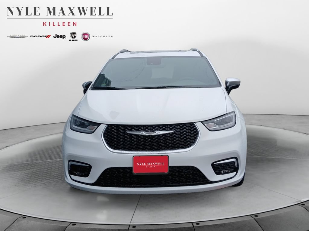 New 2026 Chrysler Pacifica Pinnacle FWD image 18