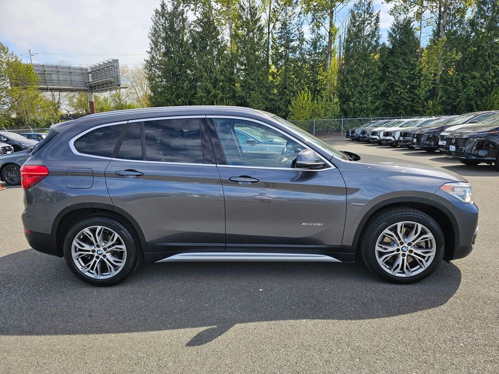 Used 2016 BMW X1 xDrive28i AWD/4WD image 4
