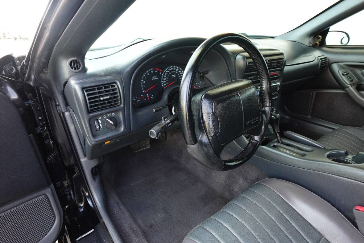 Used 1999 Chevrolet Camaro Z28 w/ SS Performance/Appearance Pkg image 18