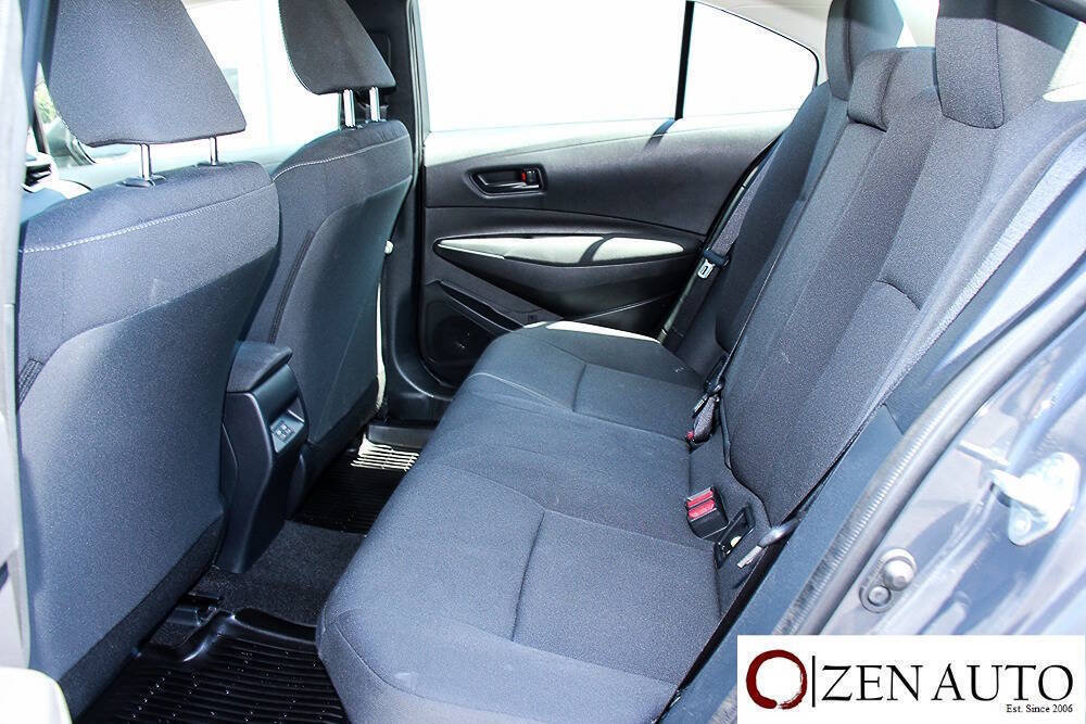 Used 2026 Toyota Corolla LE w/ LE Premium Package FWD image 19