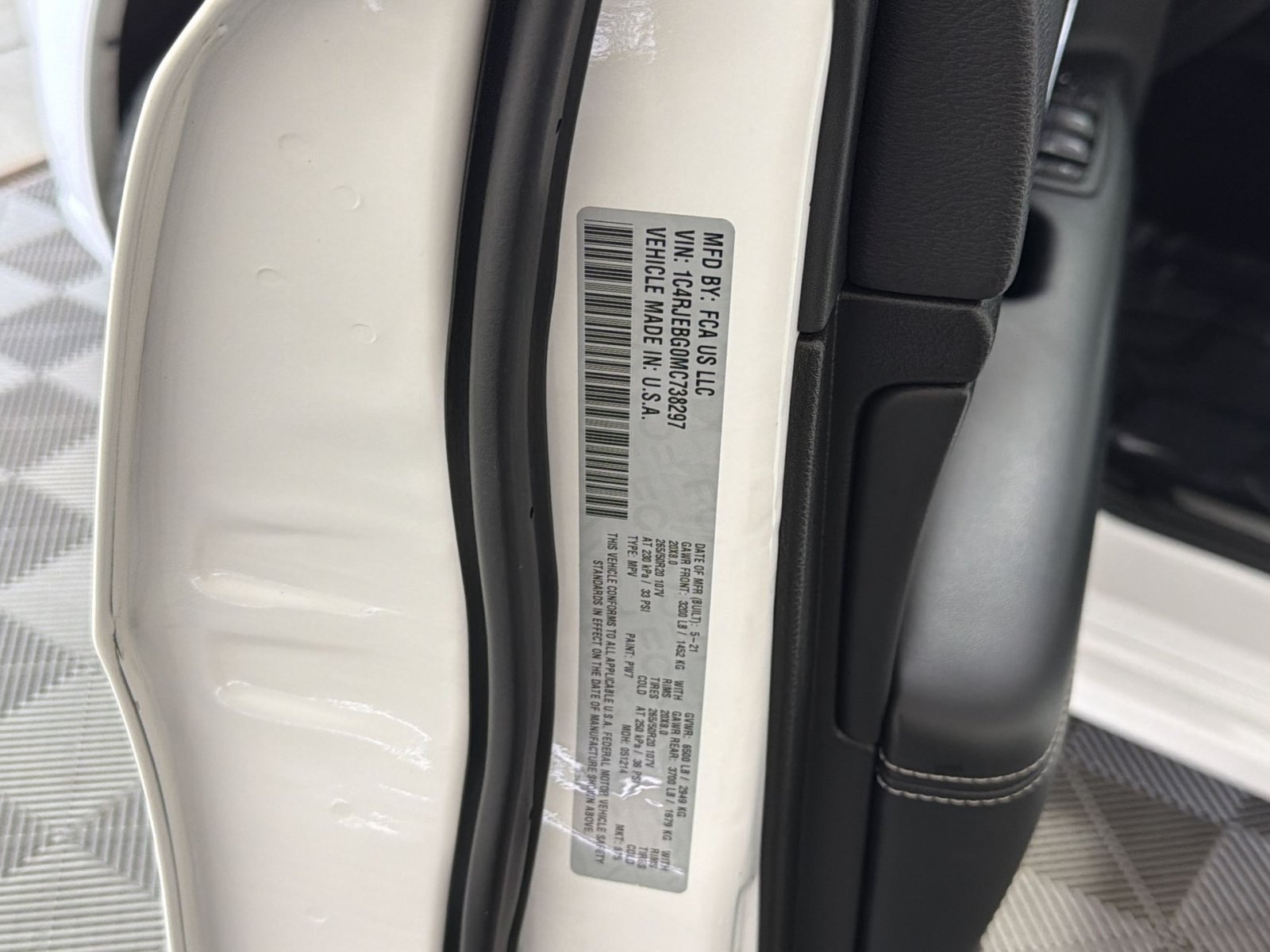 Used 2021 Jeep Grand Cherokee Limited w/ Quick Order Package 28K 80th RWD image 29