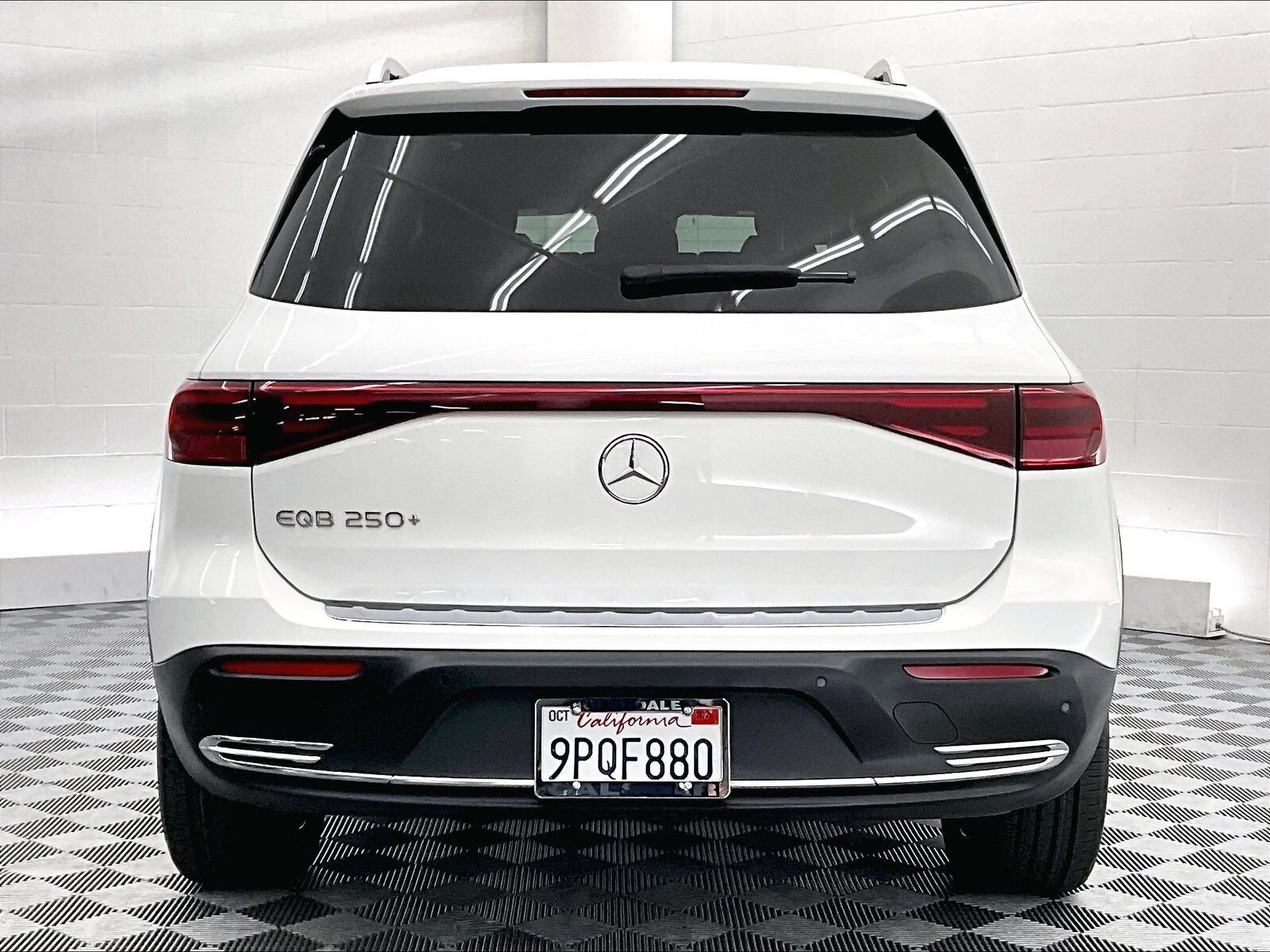 Certified 2024 Mercedes-Benz EQB 250+ image 3