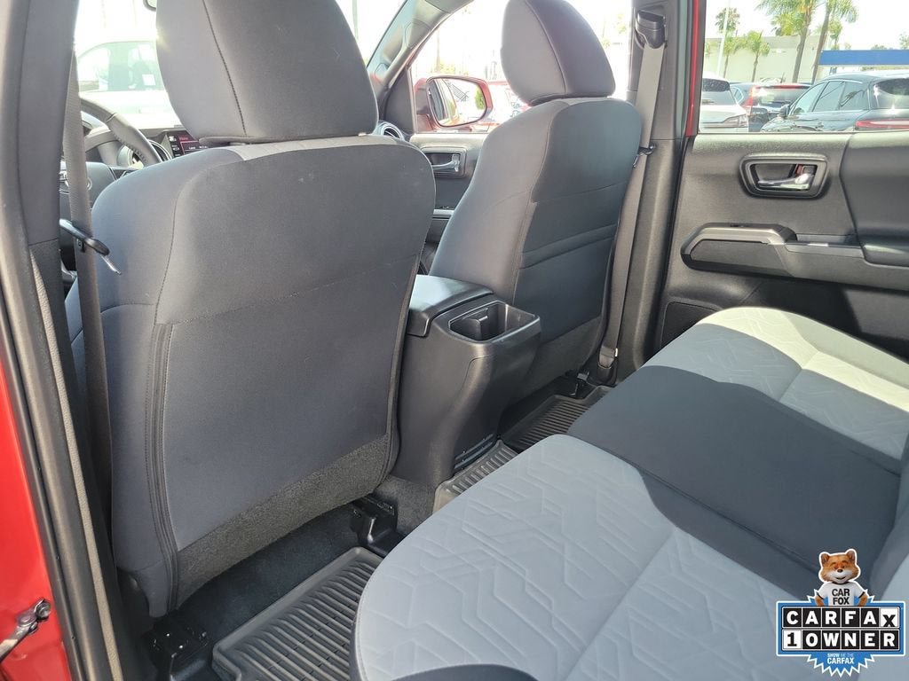 Used 2023 Toyota Tacoma TRD Off-Road w/ Technology Package AWD/4WD image 13