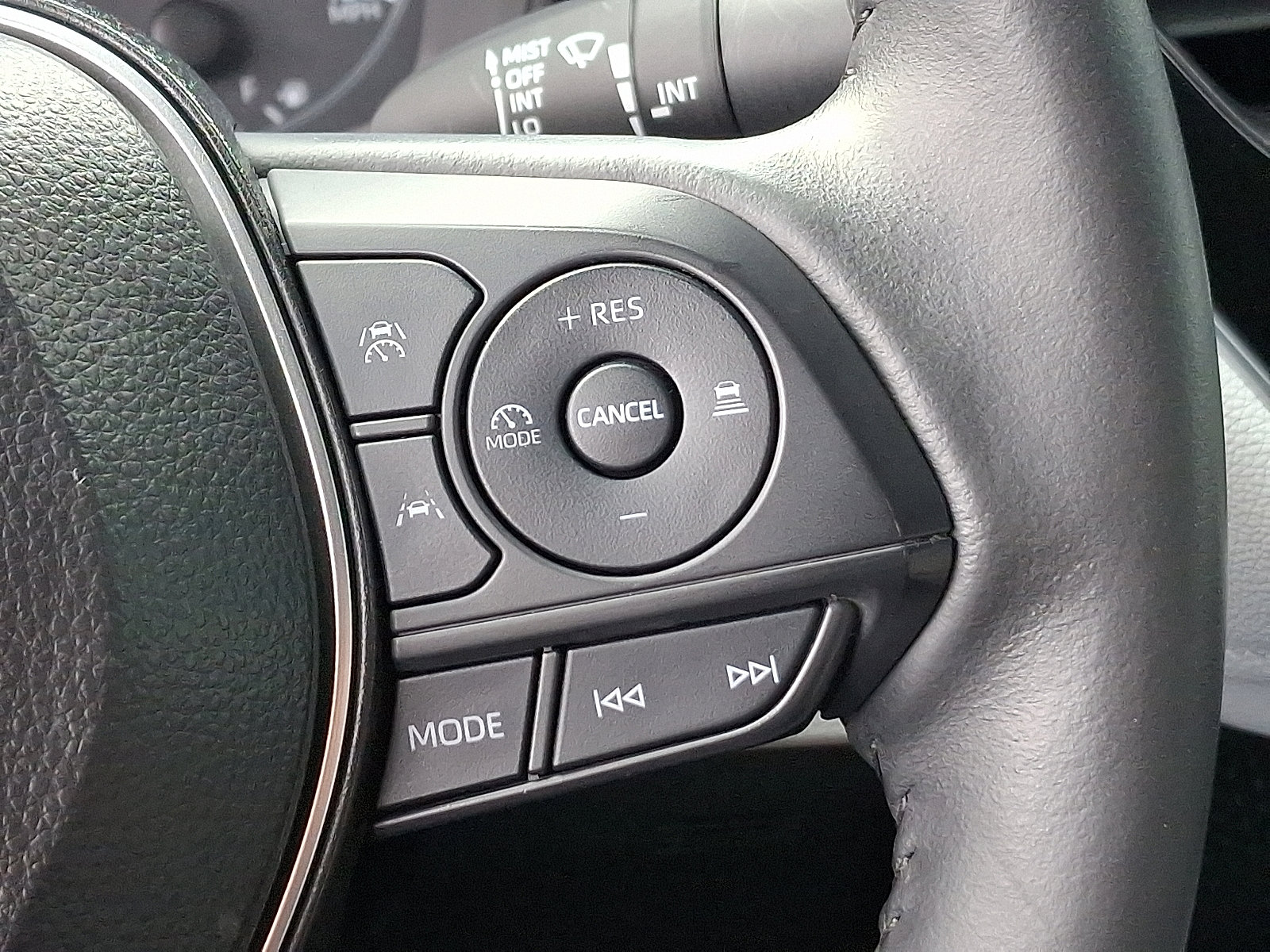 Used 2024 Toyota Corolla SE image 21