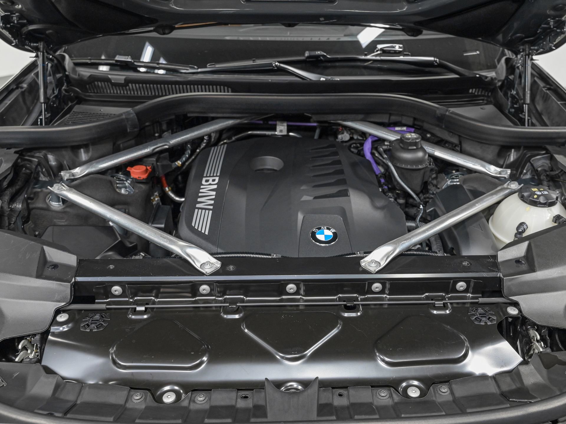 Used 2023 BMW X7 xDrive40i w/ Executive Package image 11