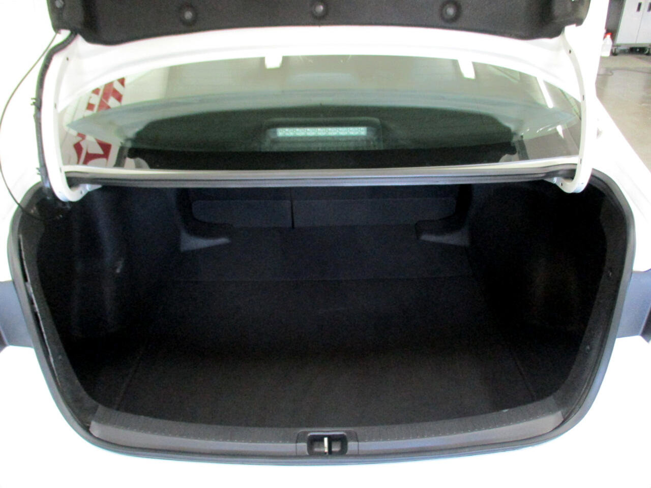 Used 2021 Toyota Corolla LE image 13