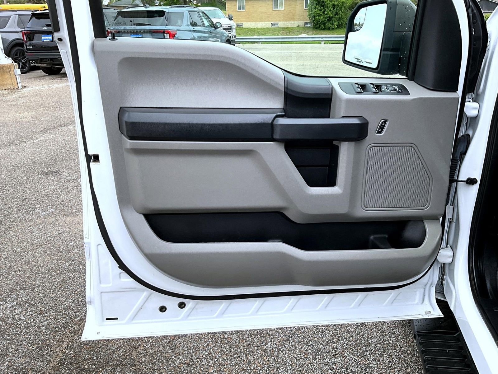 Used 2019 Ford F150 XL w/ Equipment Group 101A Mid AWD/4WD image 10