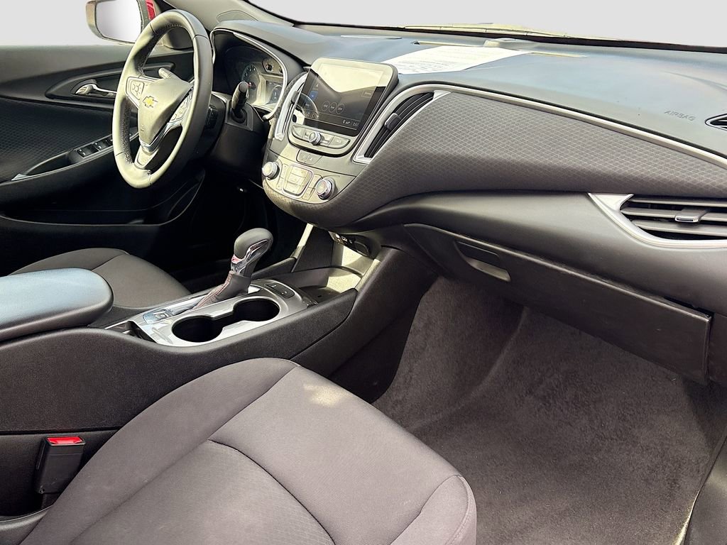 Used 2024 Chevrolet Malibu RS image 27