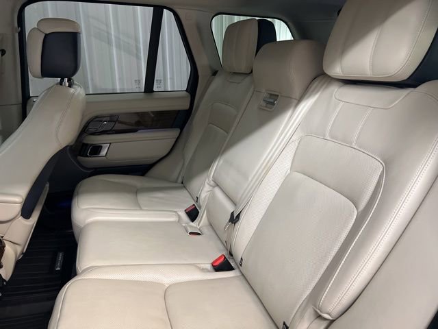 Used 2018 Land Rover Range Rover Supercharged image 16