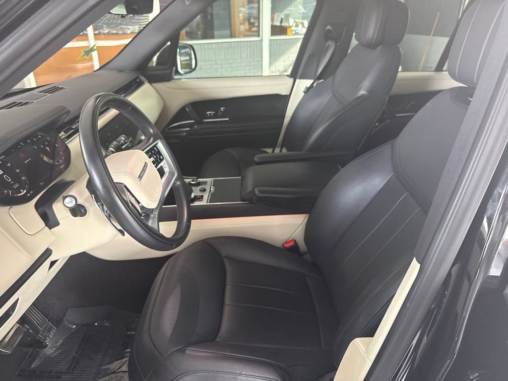 Used 2023 Land Rover Range Rover SE AWD/4WD image 14