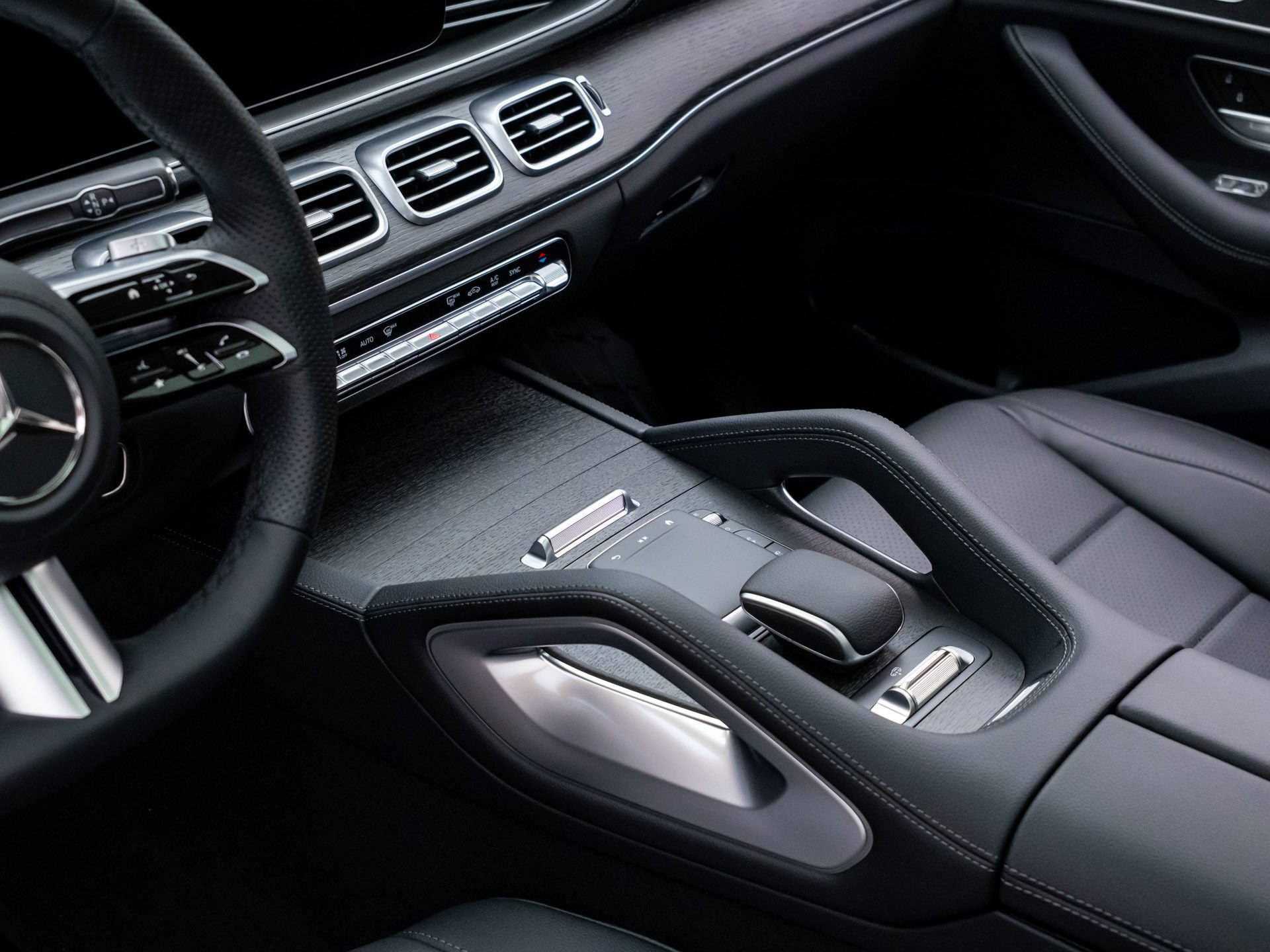 New 2026 Mercedes-Benz GLS 450 4MATIC image 12