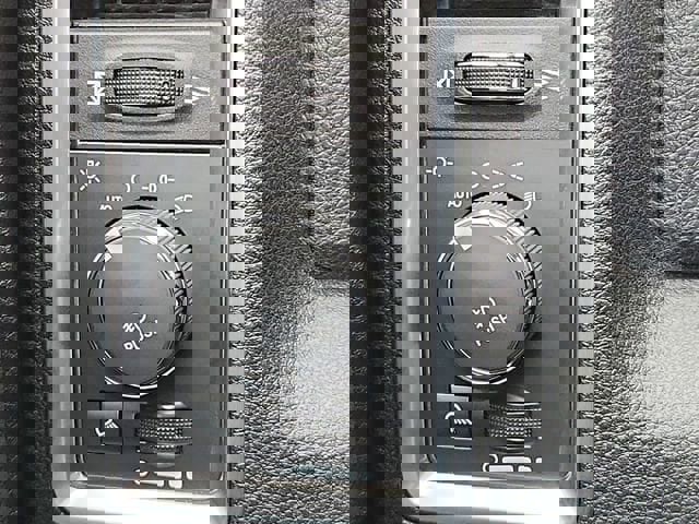 Used 2014 RAM 1500 Limited image 18