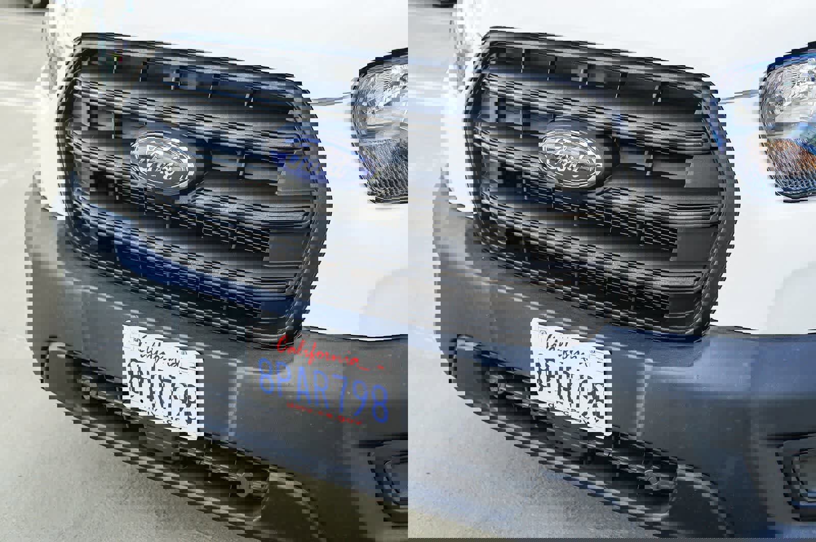 Used 2020 Ford Transit 150 Low Roof image 8