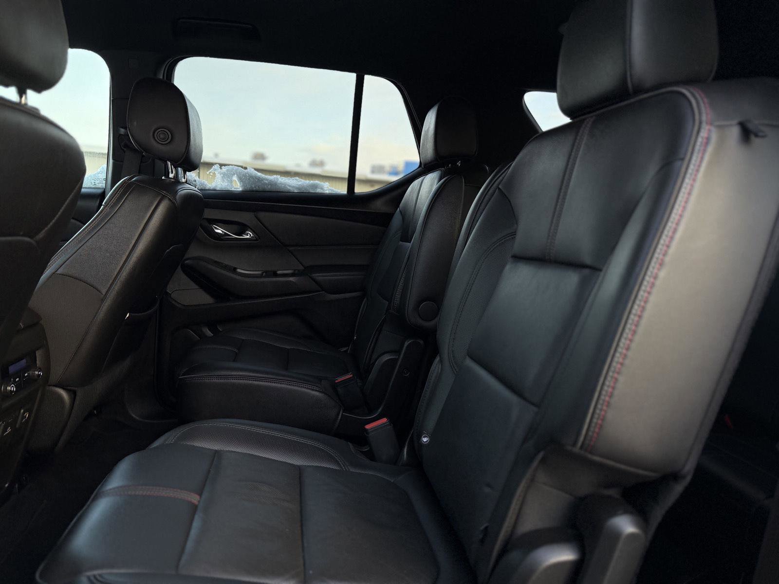 Used 2022 Chevrolet Traverse RS AWD/4WD image 12