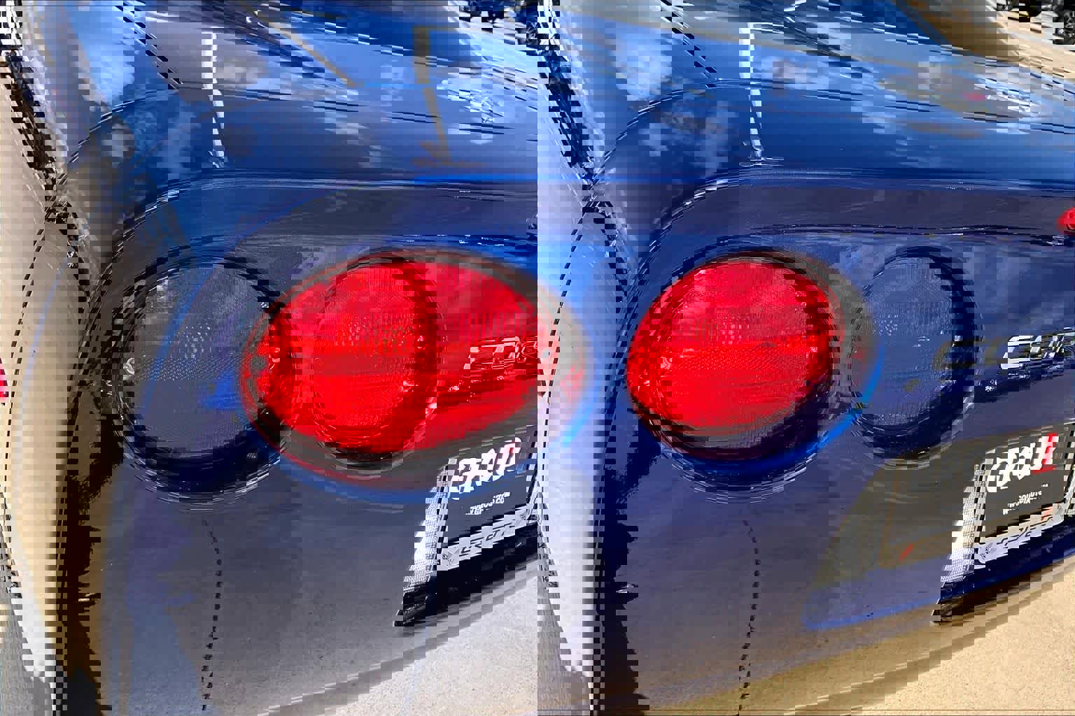 Used 2004 Chevrolet Corvette Coupe w/ Preferred Equipment Group image 22