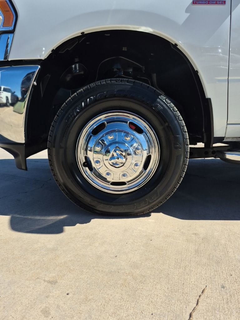 Used 2024 RAM 3500 Big Horn image 9