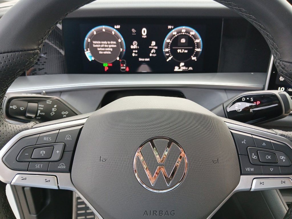 New 2026 Volkswagen Tiguan SE R-Line AWD/4WD image 15