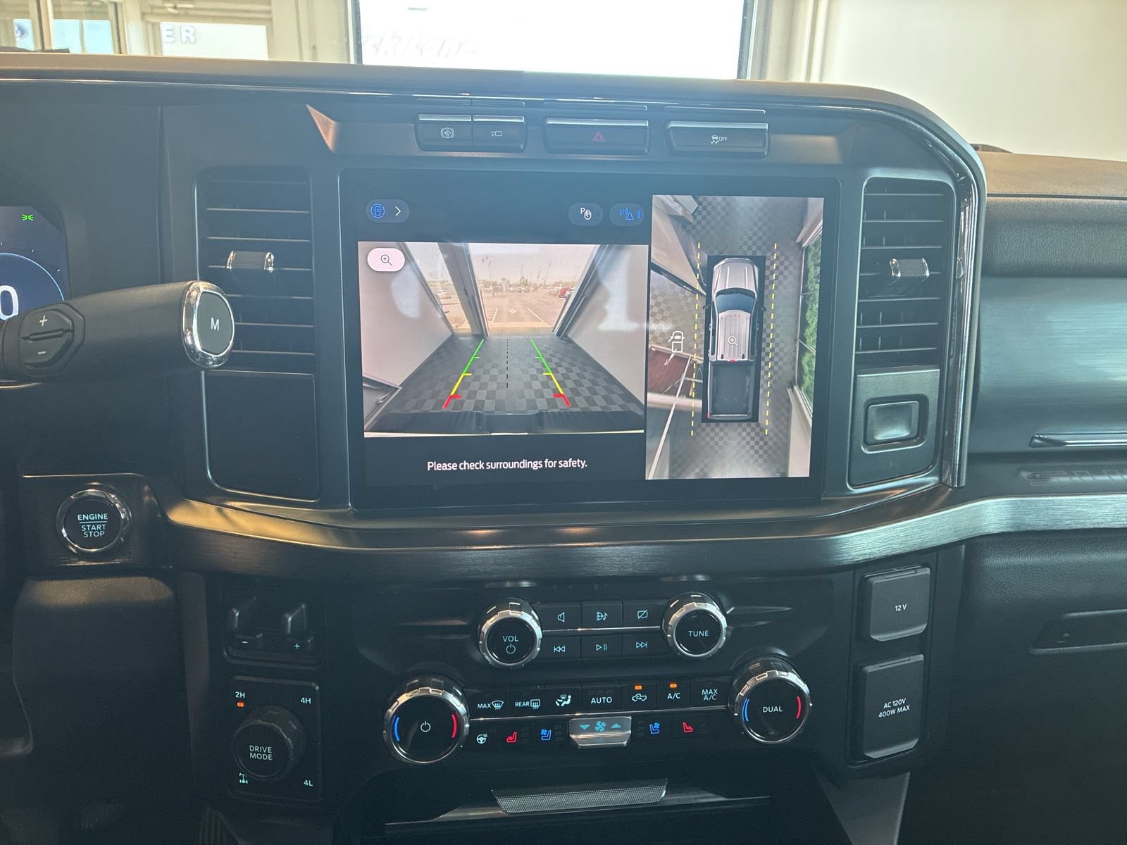 Used 2024 Ford F250 Lariat AWD/4WD image 28