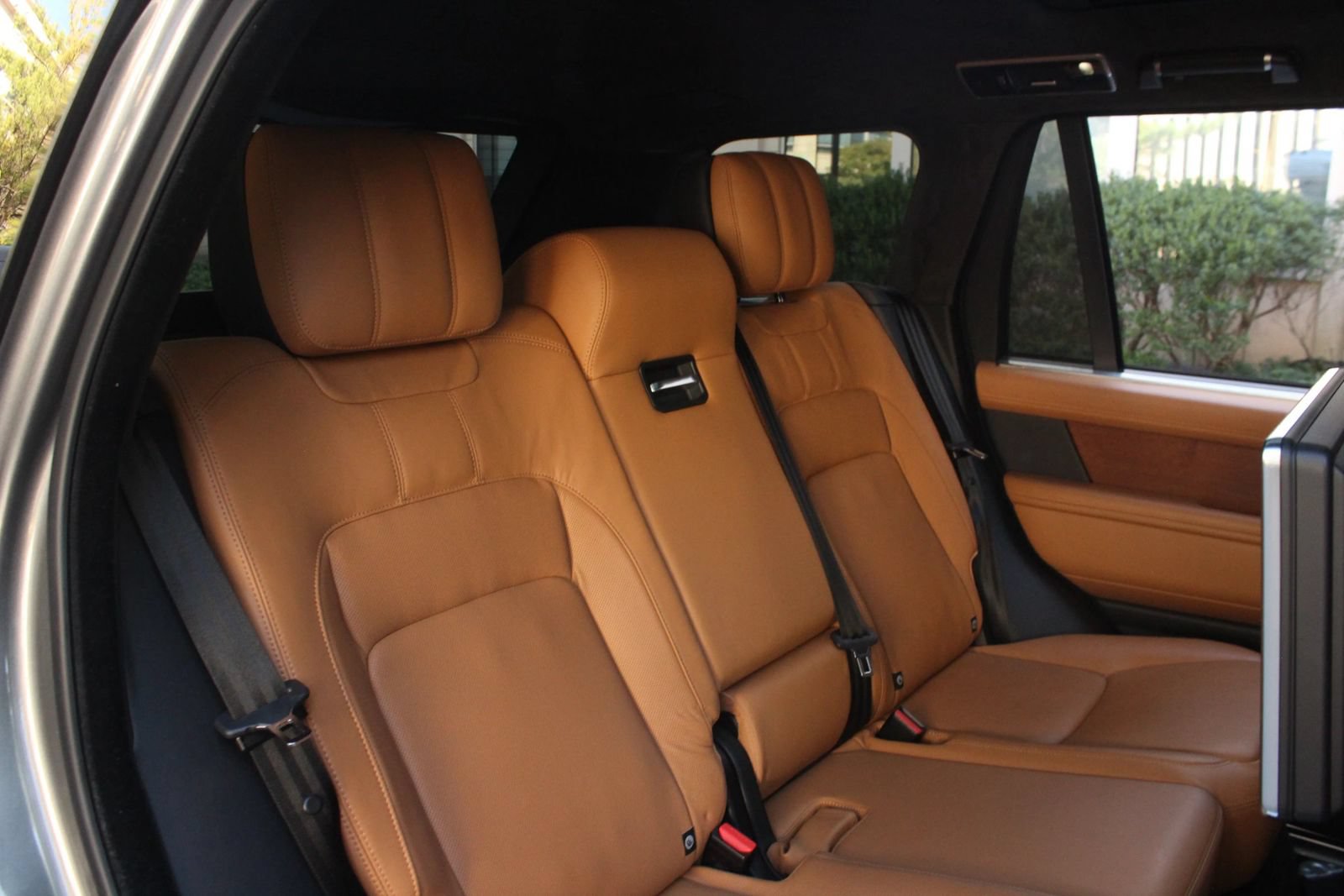 Used 2018 Land Rover Range Rover Long Wheelbase Autobiography AWD/4WD image 25