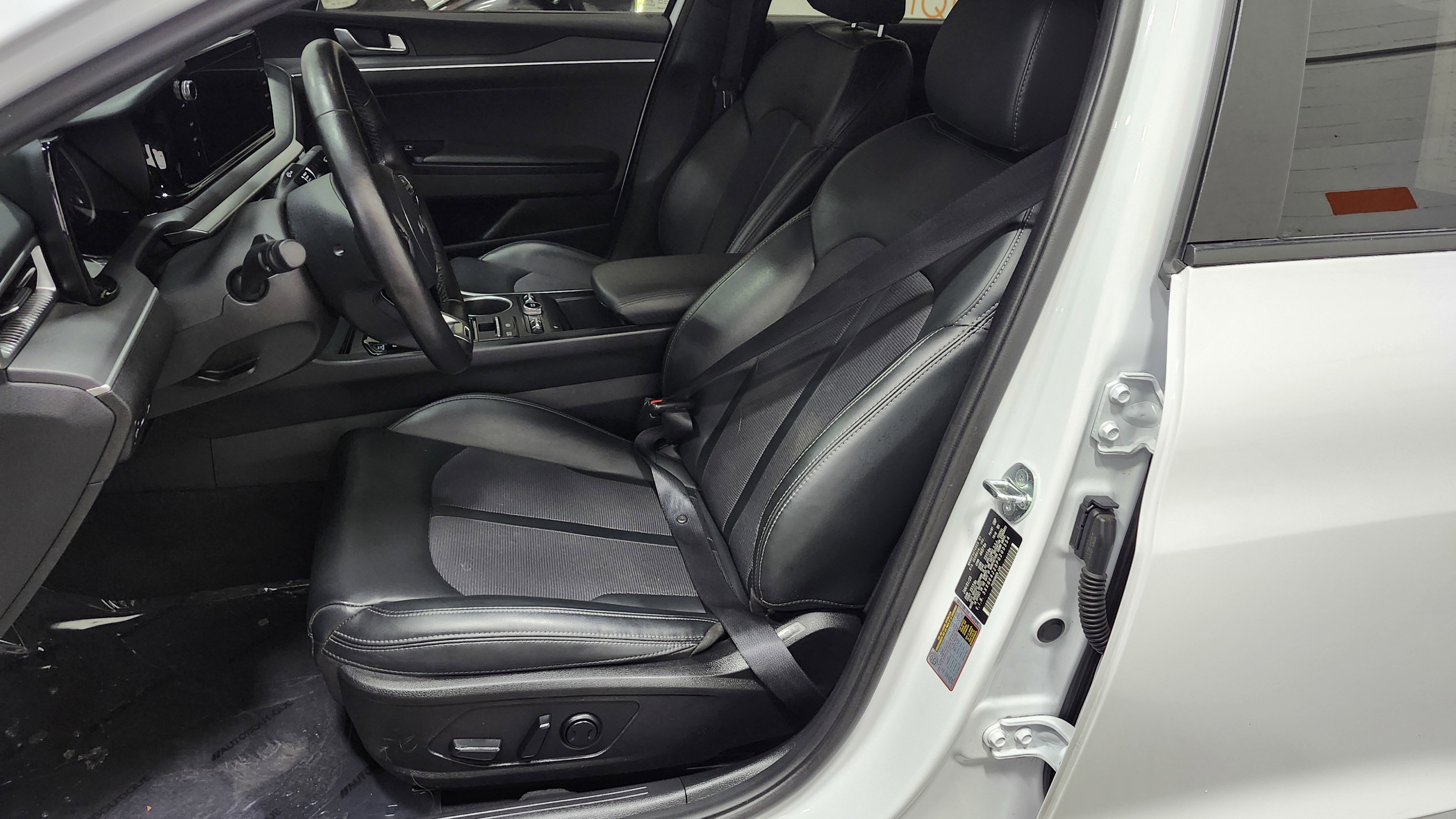 Used 2023 Kia K5 GT-Line image 22