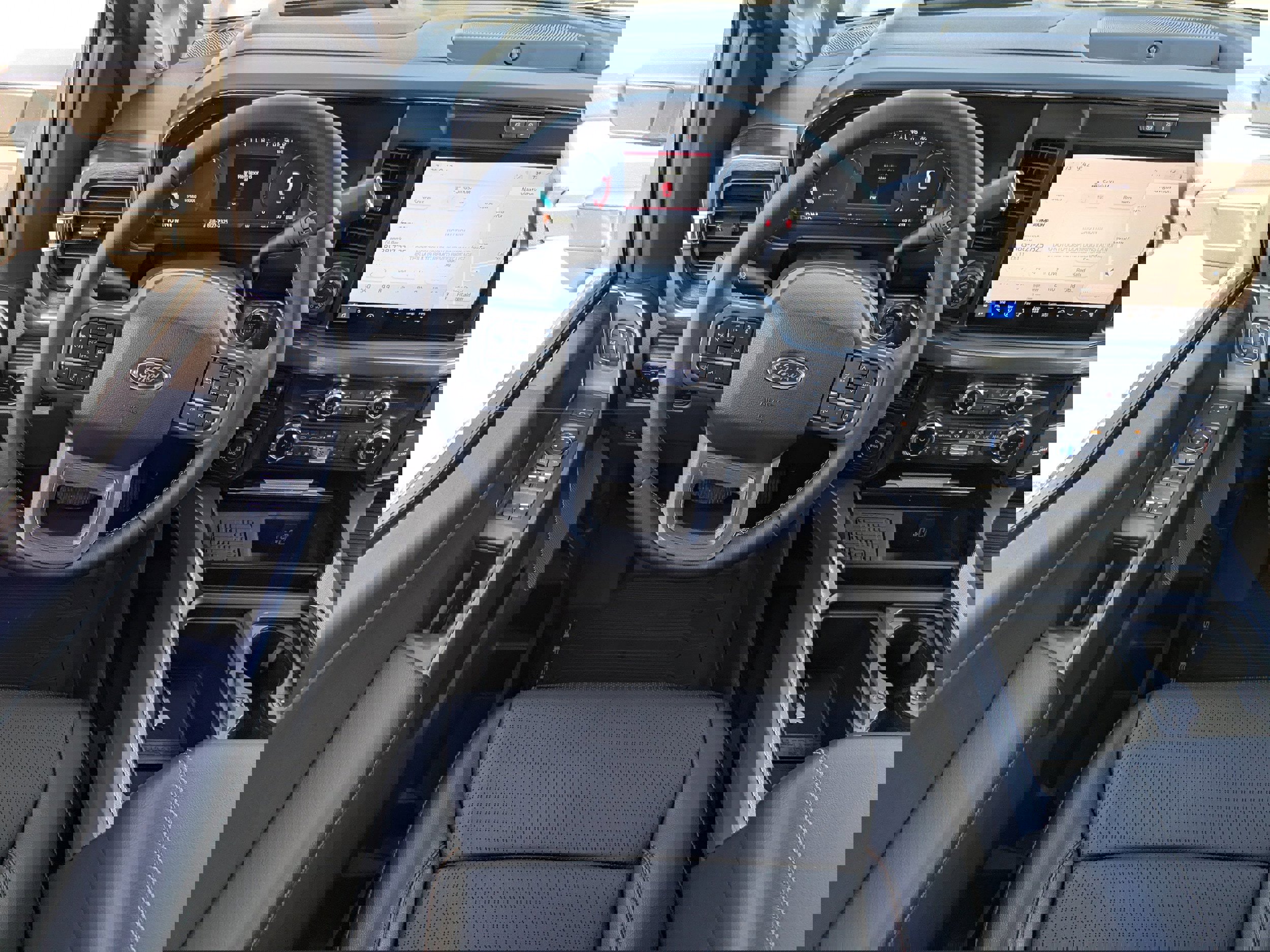 New 2025 Ford F250 Lariat w/ Lariat Ultimate Package image 15