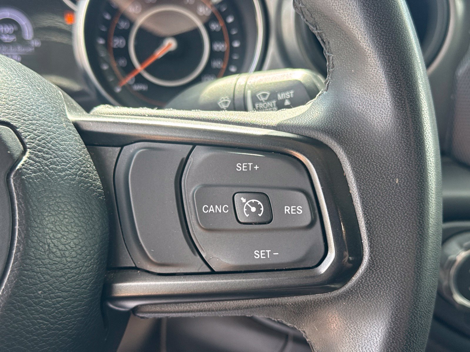 Used 2023 Jeep Gladiator Sport AWD/4WD image 23