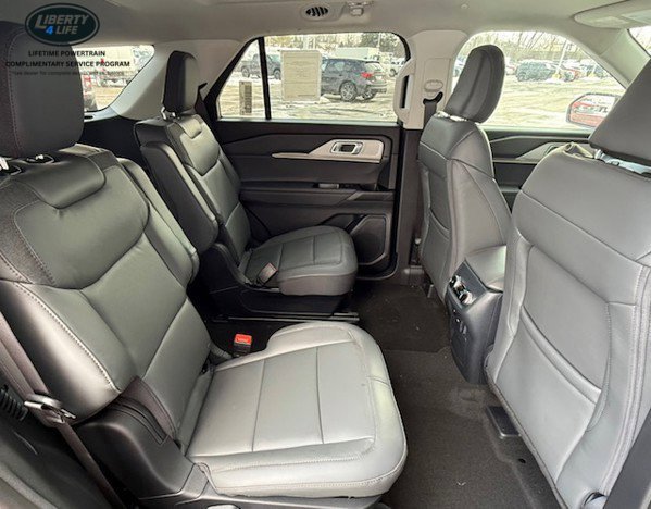 New 2026 Ford Explorer Active w/ Active Comfort Package AWD/4WD image 15