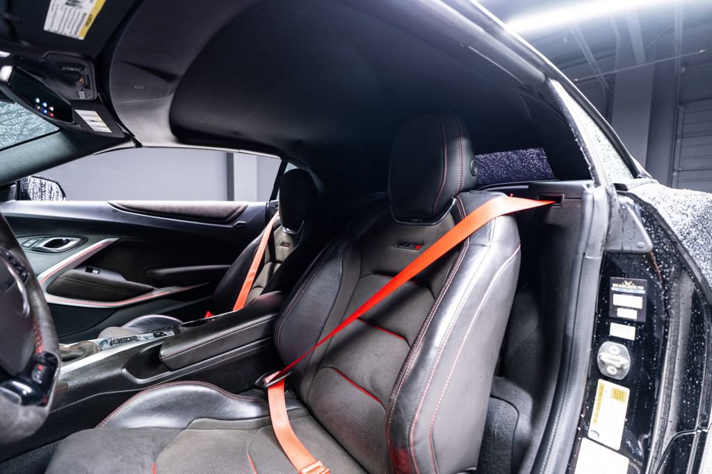 Used 2018 Chevrolet Camaro ZL1 RWD image 23