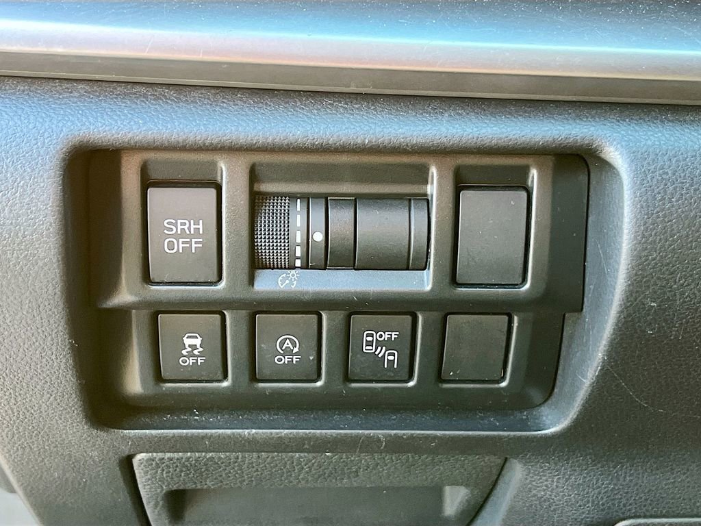 Used 2023 Subaru Crosstrek 2.5i Limited image 10