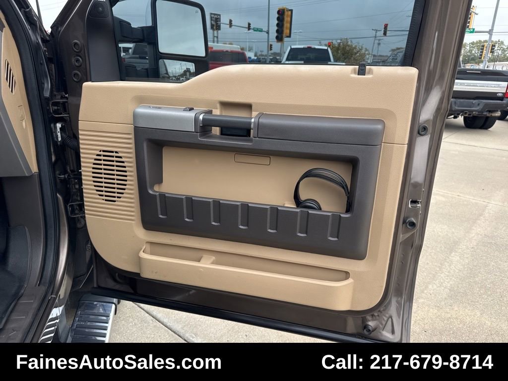 Used 2015 Ford F250 Lariat w/ Chrome Package image 95