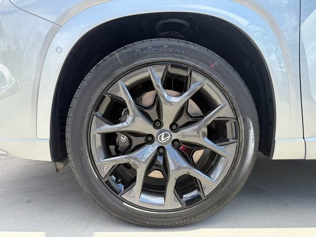 New 2026 Lexus TX 500h AWD image 10