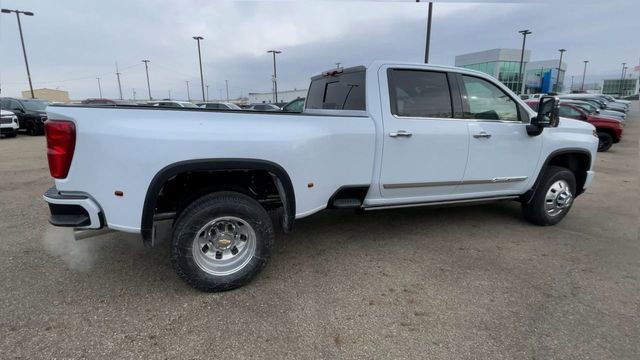 New 2026 Chevrolet Silverado 3500 High Country w/ Technology Package AWD/4WD image 2