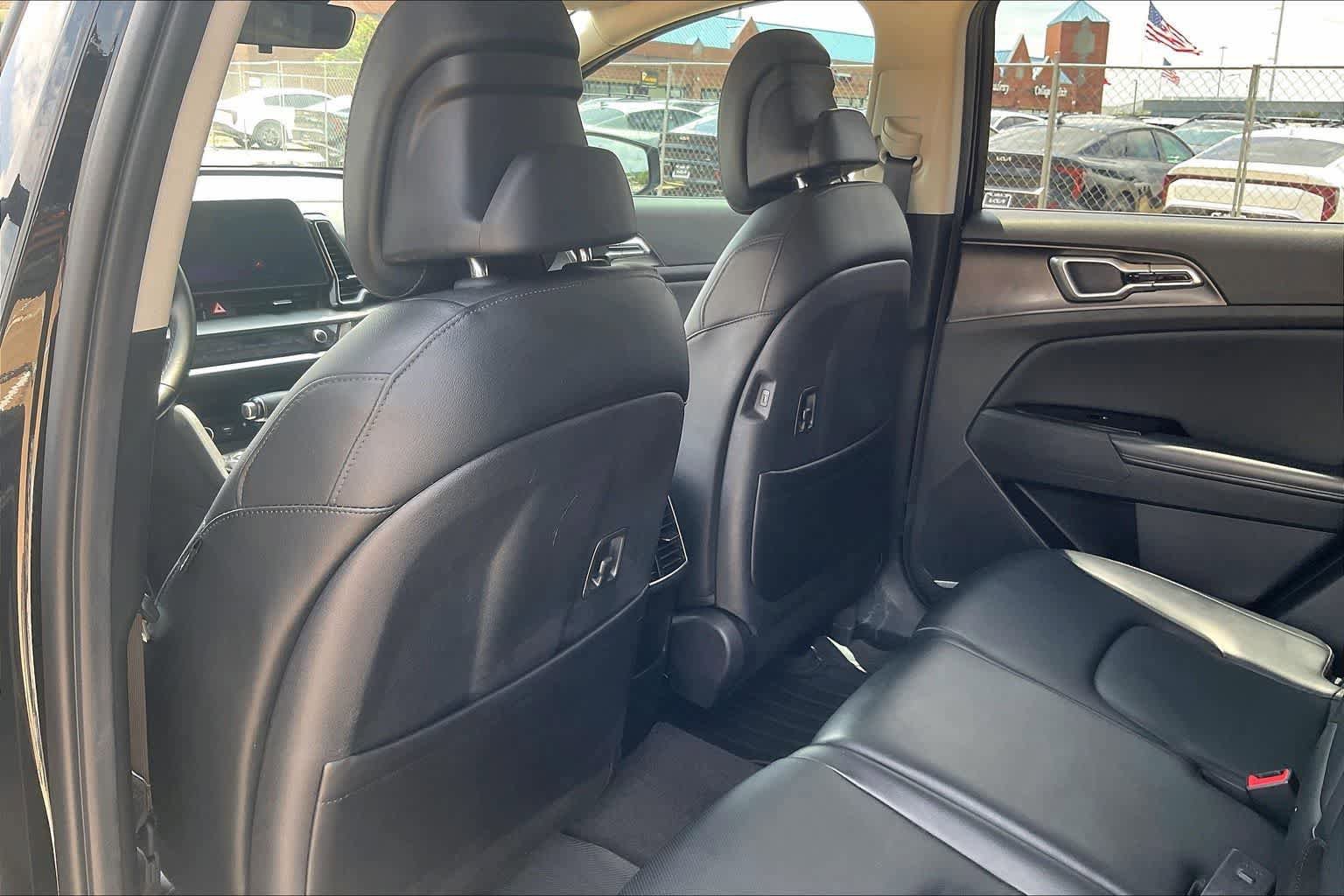 Used 2023 Kia Sportage EX FWD image 10